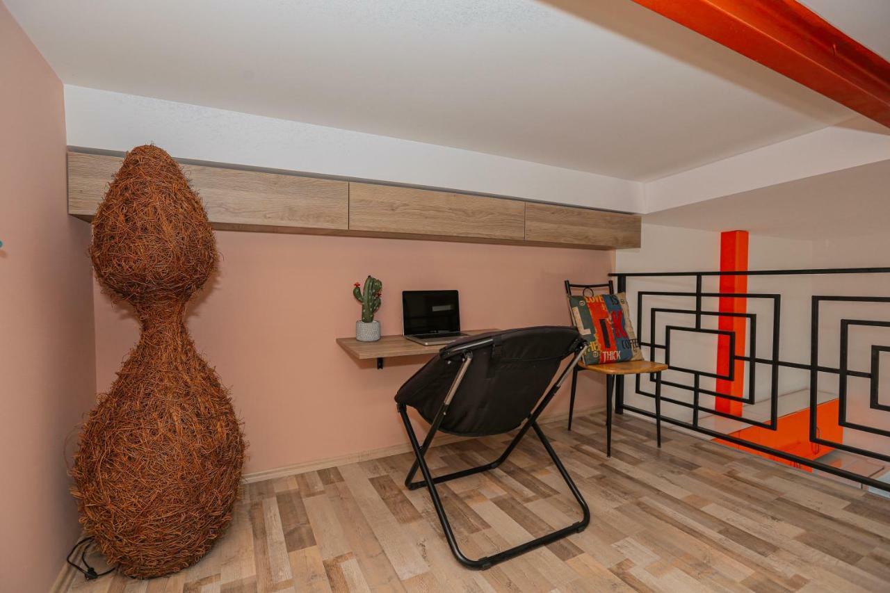Black See Apartment コブレチ エクステリア 写真